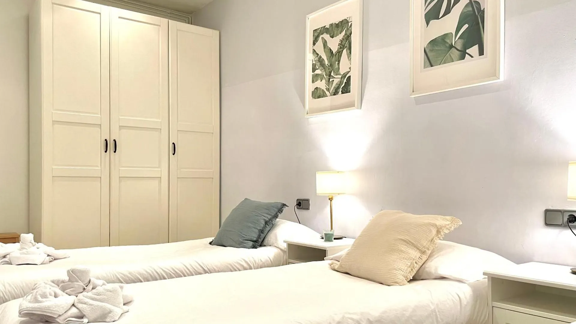 Cozy Apartment 7P With Terrace Barcelona Spain