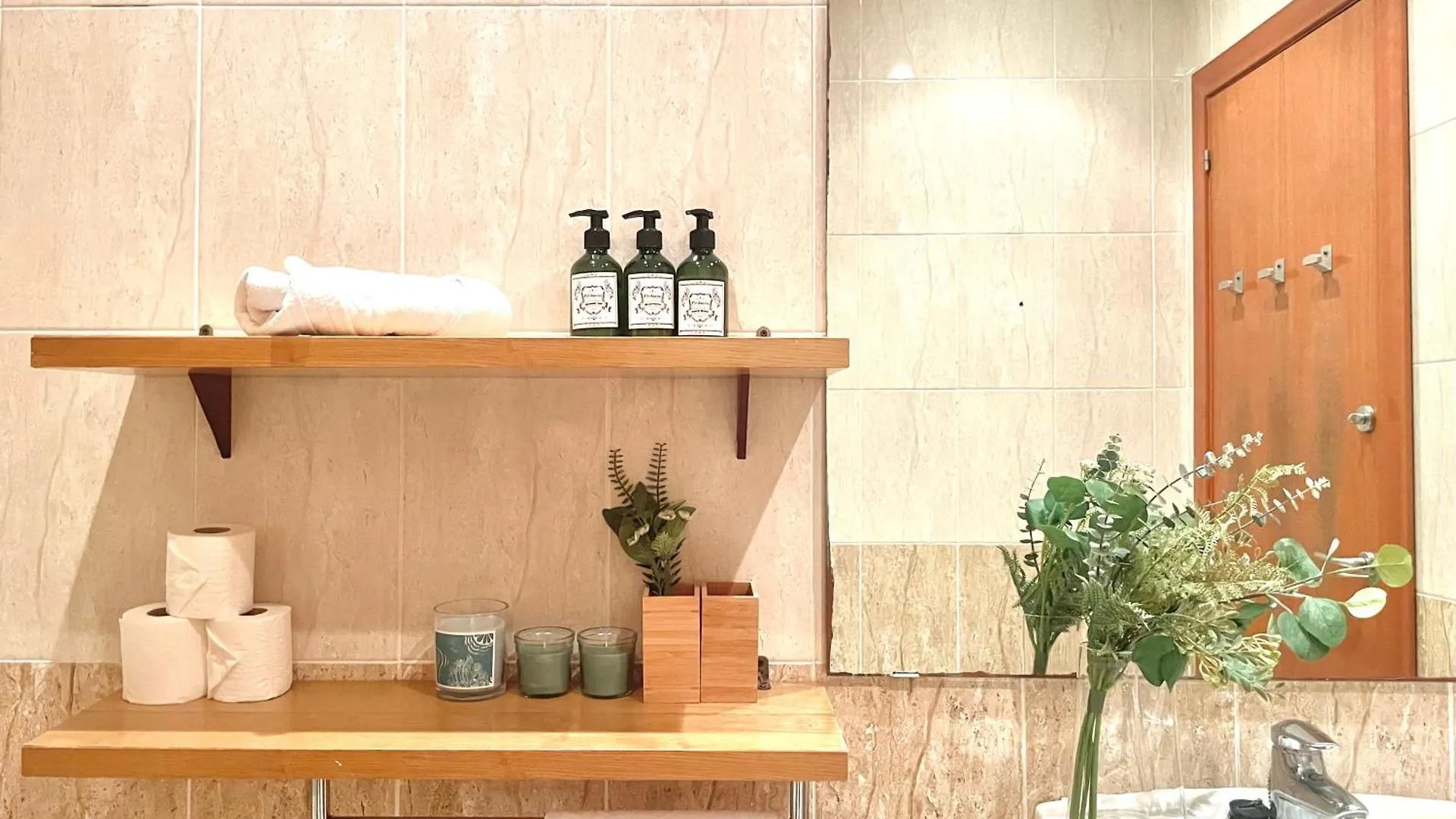 Cozy Apartment 7P With Terrace Barcelona
