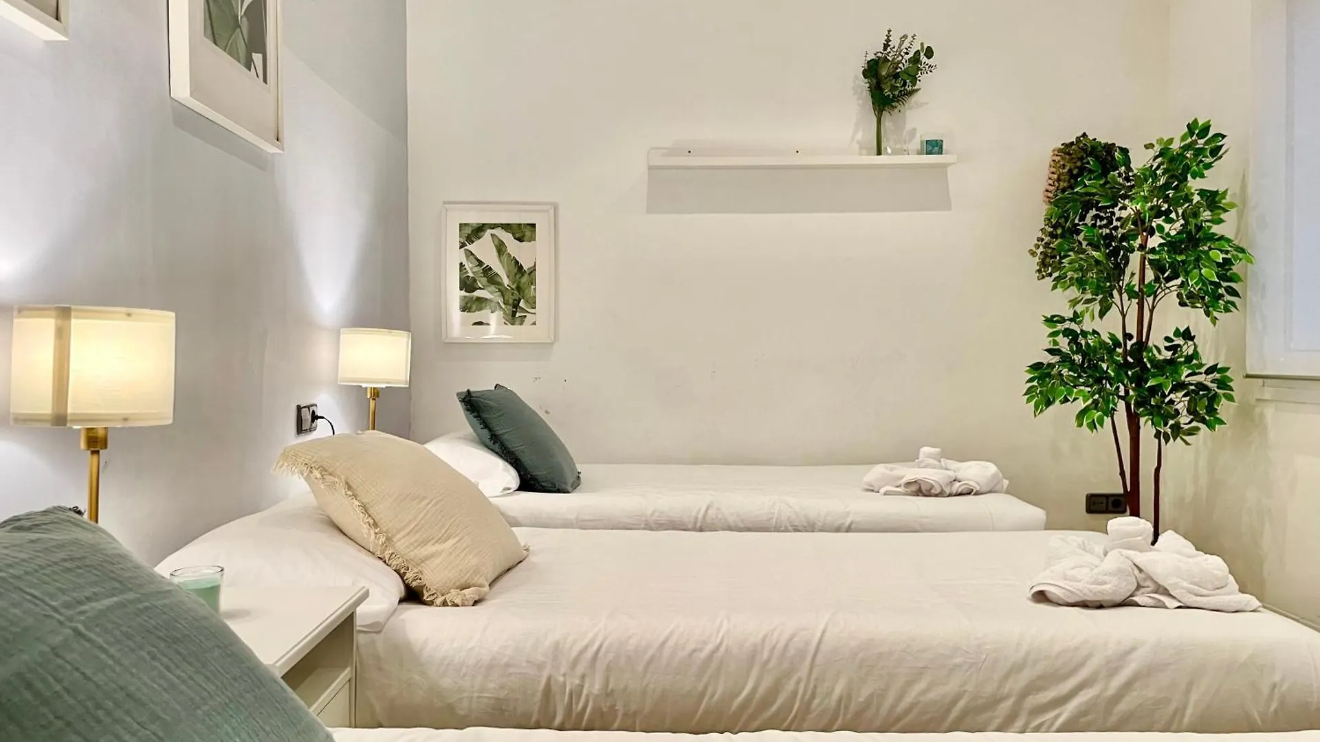 Cozy Apartment 7P With Terrace Barcelona 0*,  Spain